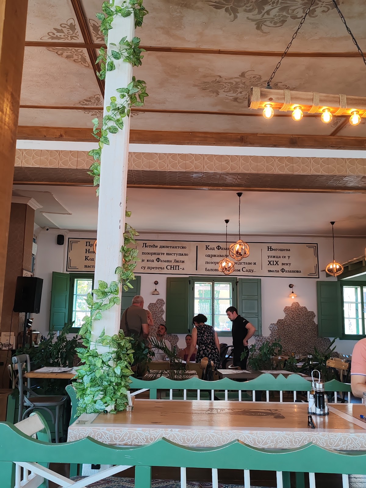 Restoran "Kod Fazana 1822" - Restorani u Novom Sadu
