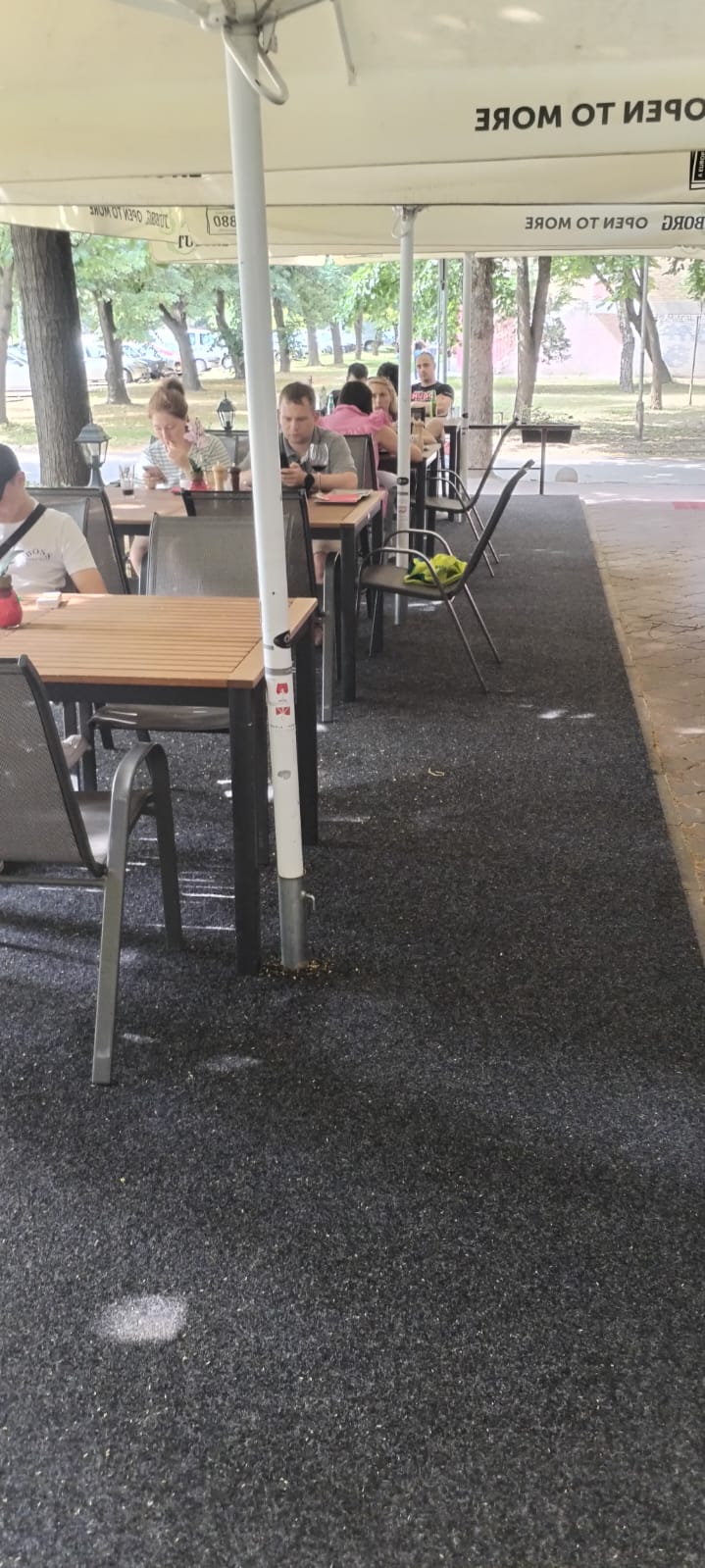 Restoran Dedina Tajna - Restorani u Novom Sadu