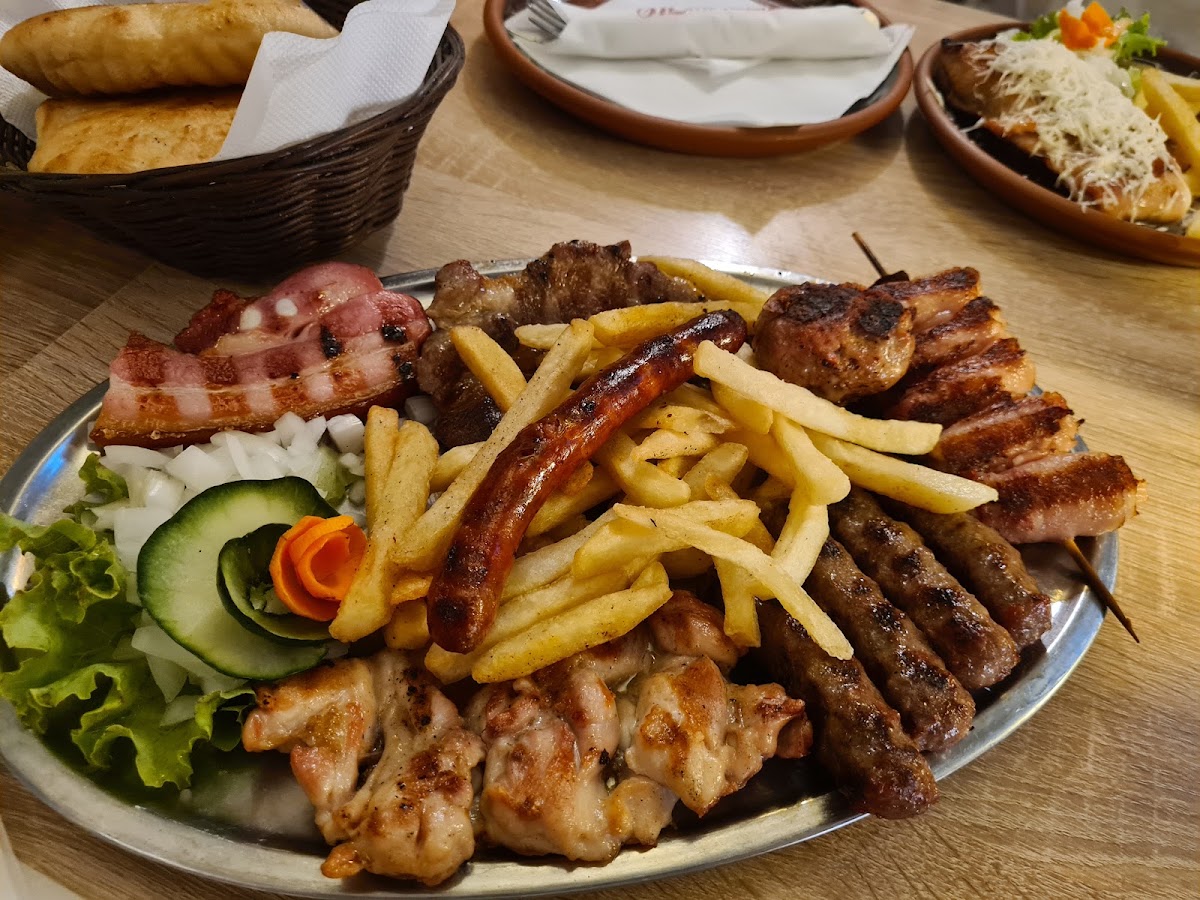 Žaromanija NS - Restorani u Novom Sadu