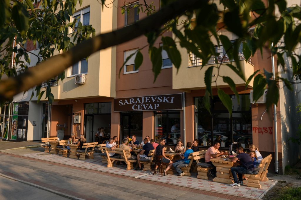 Sarajevski ćevap kod Dakca PATRIJARHA PAVLA - Restorani u Novom Sadu
