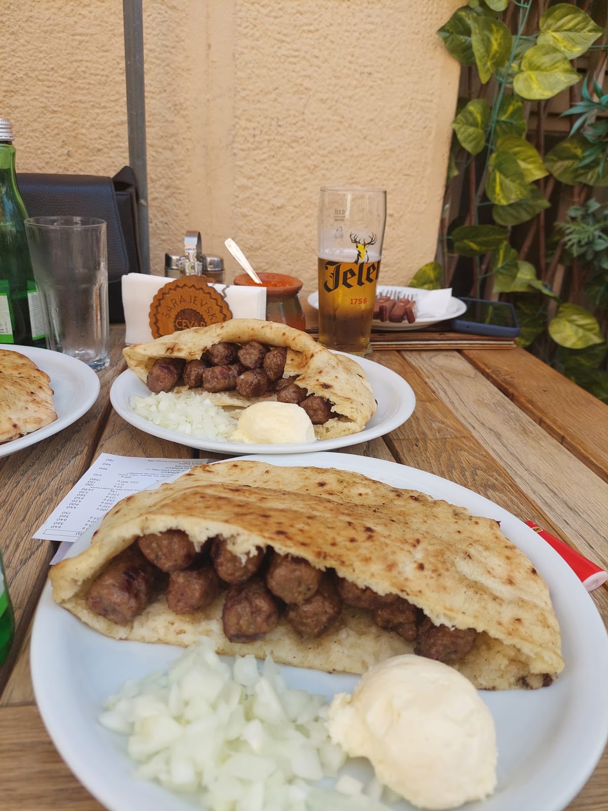 Sarajevski ćevap - Restorani u Novom Sadu