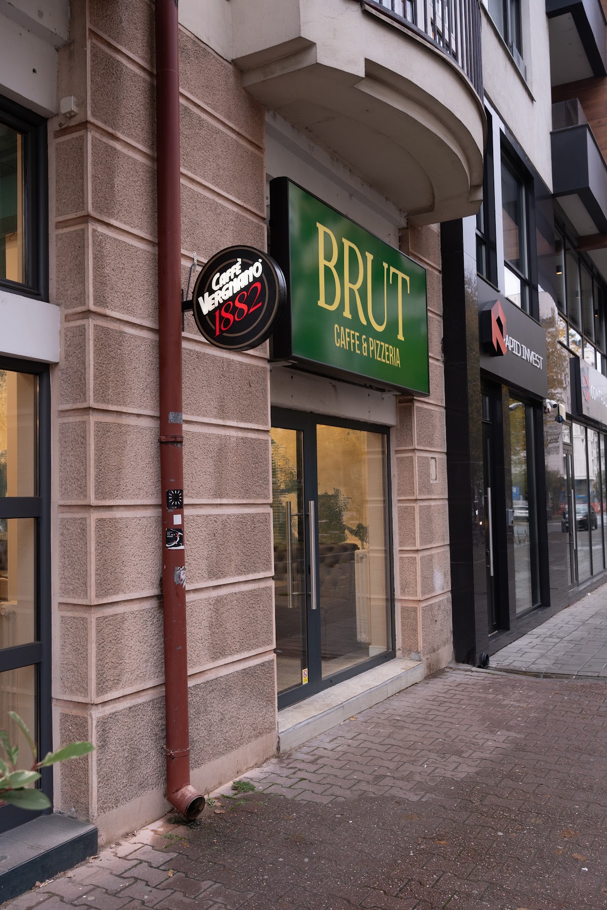 Brut Pizzeria - Restorani u Novom Sadu