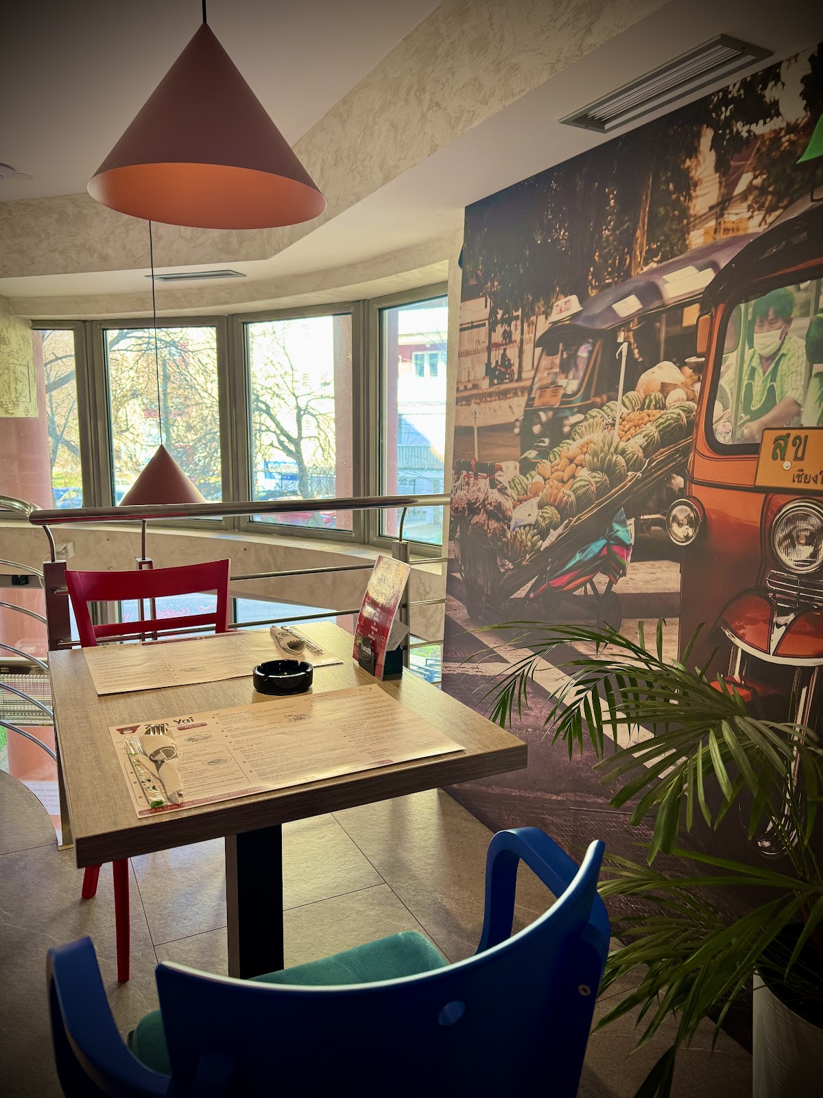 Zen Yai Thai Street Food - Restorani u Novom Sadu