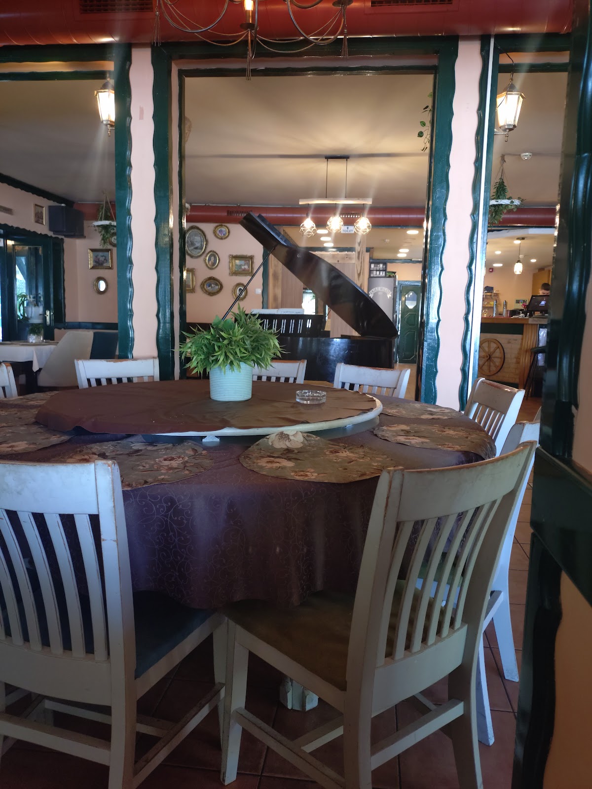 Bata Pežo - Restoran - Restorani u Novom Sadu