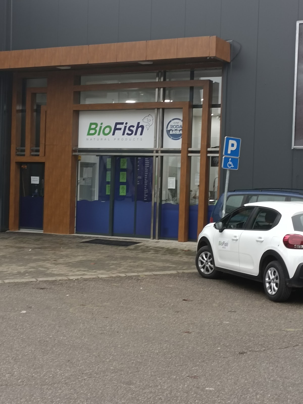 Ribarnica - sveža riba Bio fish Novi Sad - Restorani u Novom Sadu