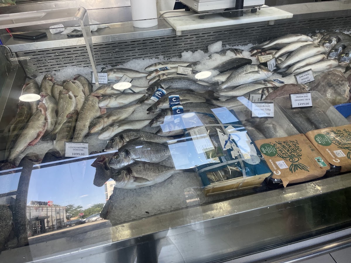 Ribarnica - sveža riba Bio fish Novi Sad - Restorani u Novom Sadu