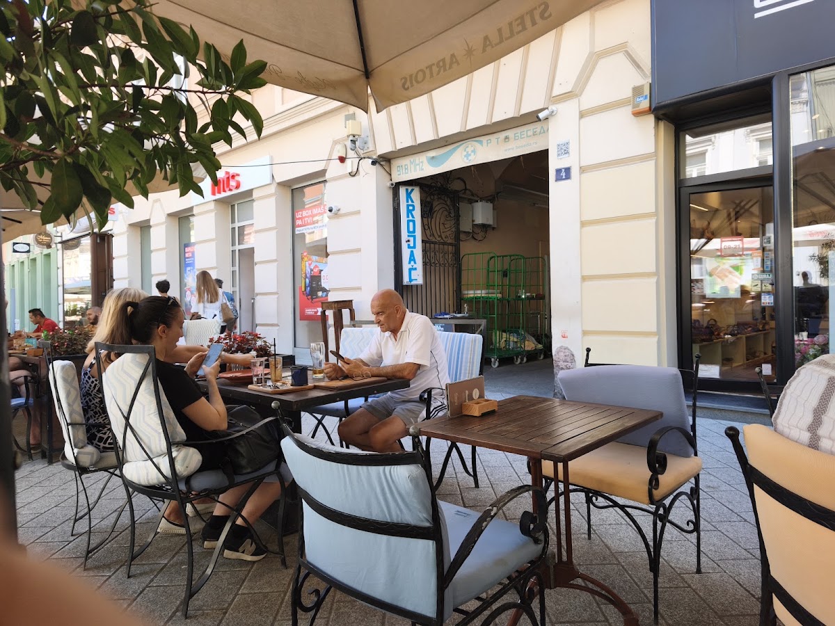 Kafe Restoran „Maša” - Restorani u Novom Sadu