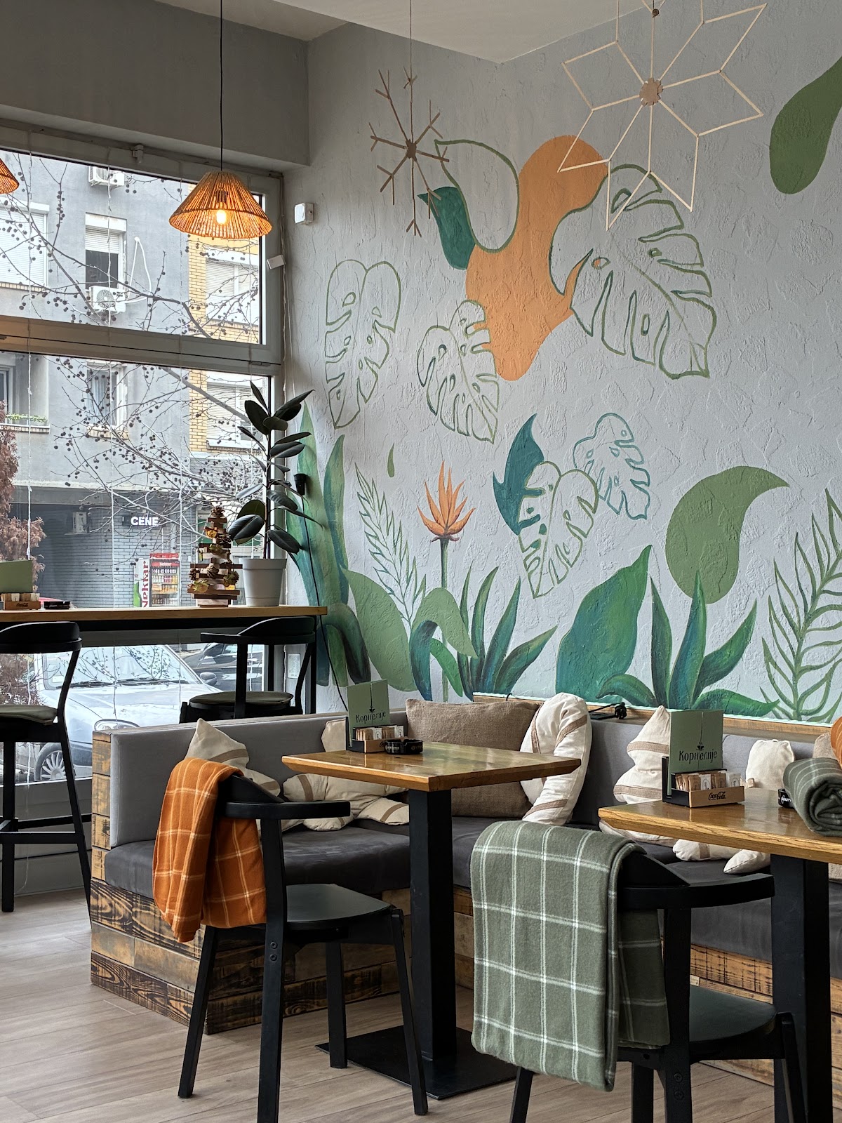 Kornelije Caffe - Kafići u Novom Sadu