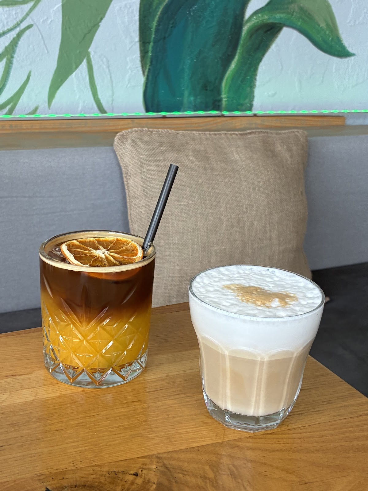 Kornelije Caffe - Kafići u Novom Sadu