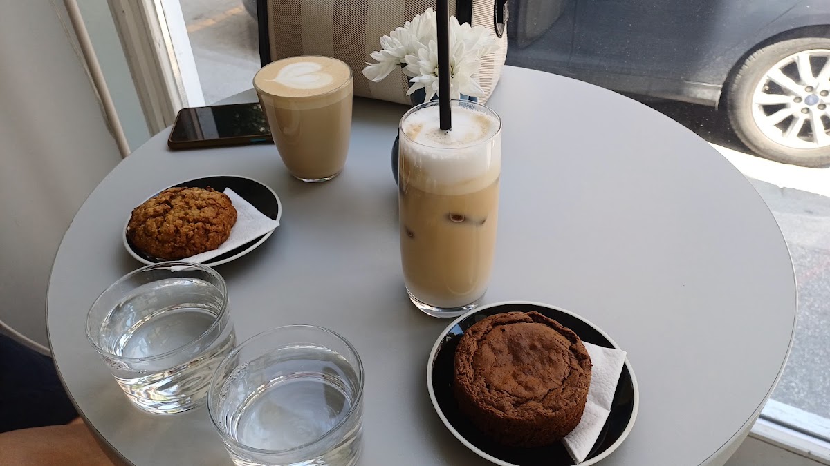 MAYBE COFFEE? - Kafići u Novom Sadu