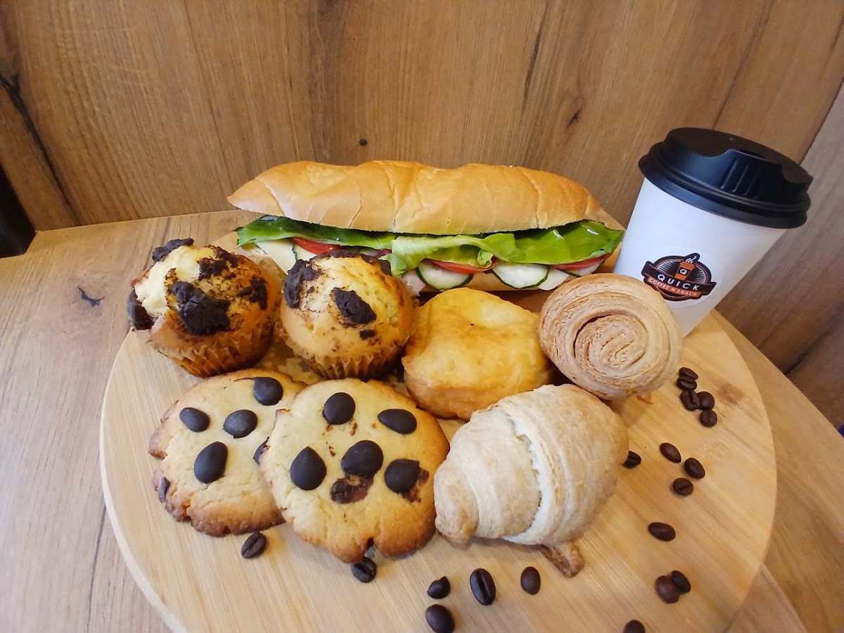 QUICK coffee n snack - Kafići u Novom Sadu