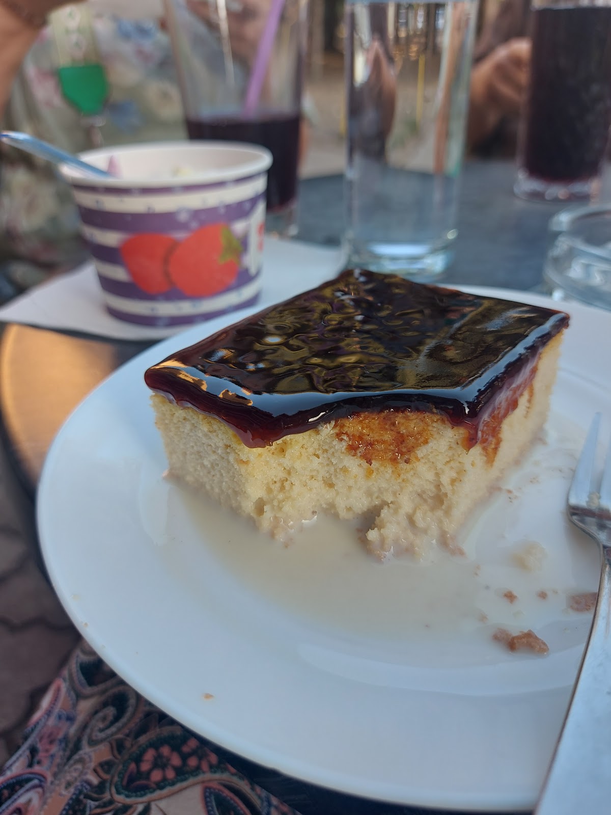 Poslasticarnica Happy Cake - Kafići u Novom Sadu