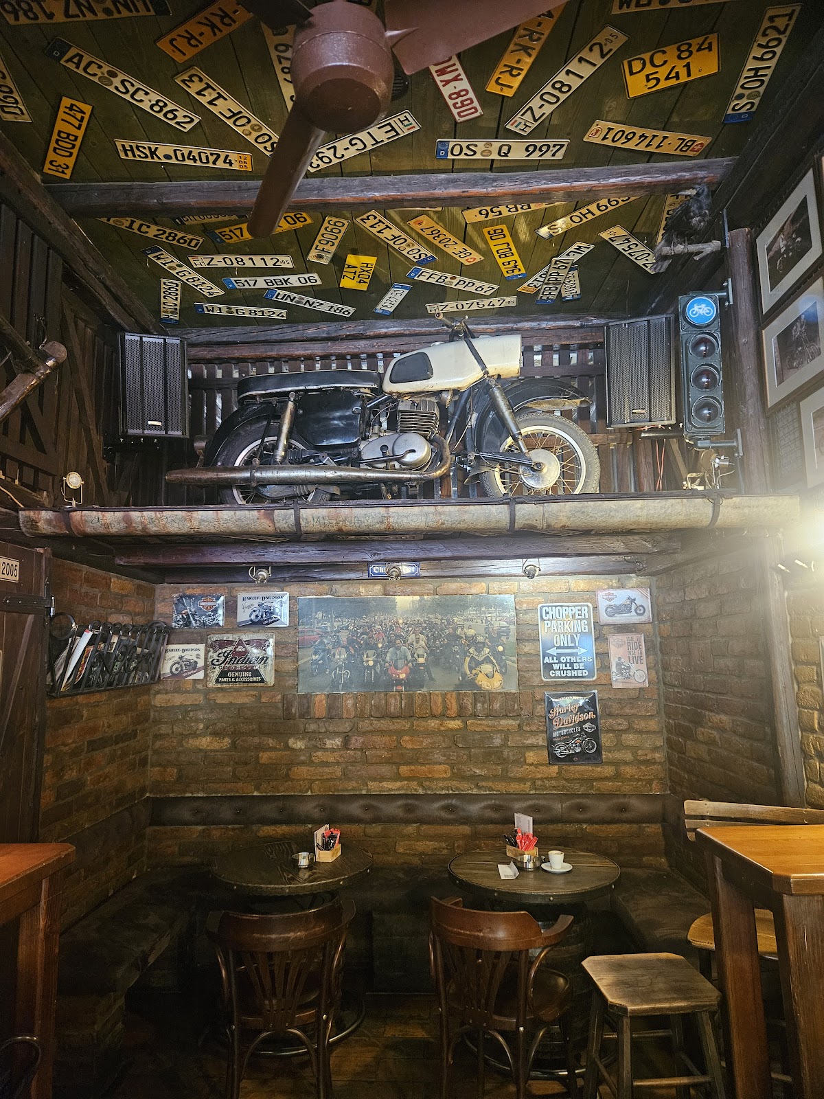 Pivnica ''Moto klub'' - Kafići u Novom Sadu