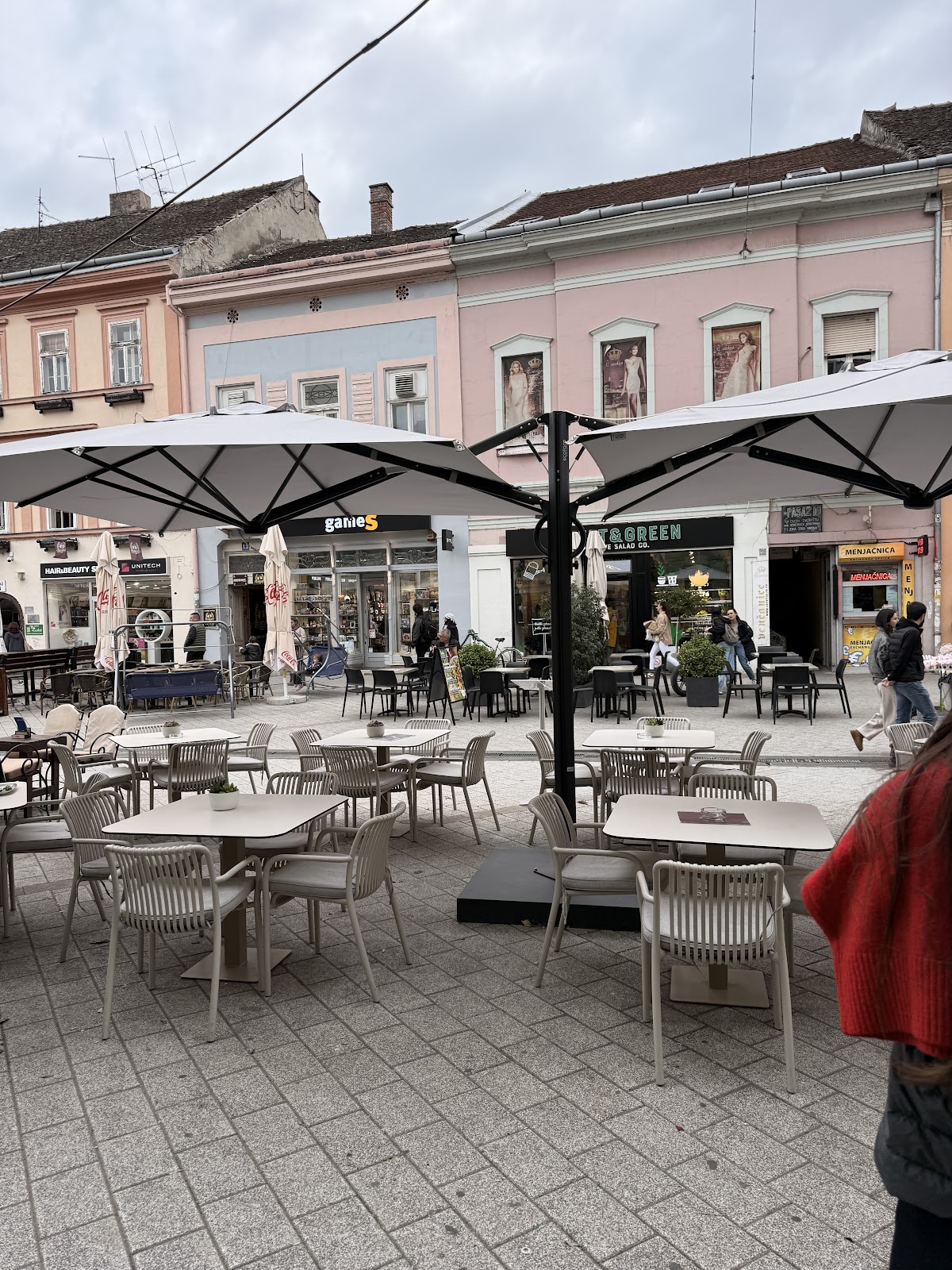Doza Breakfast Brunch and Deli - Kafići u Novom Sadu
