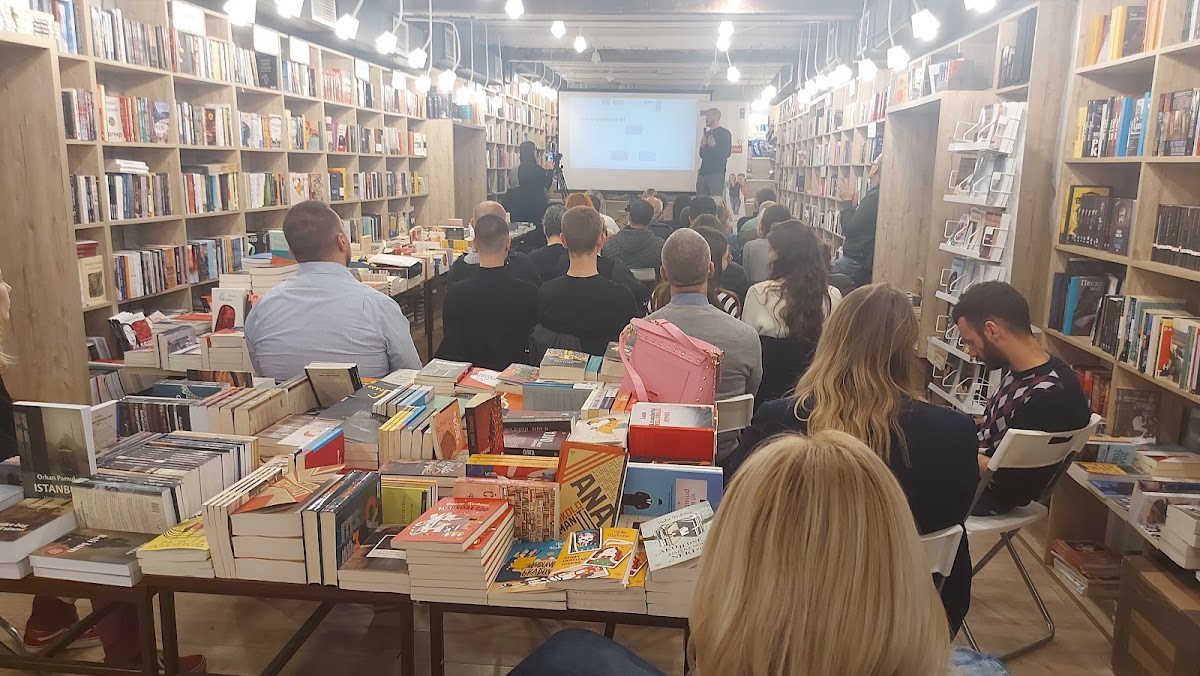 Zenit Books - Kafići u Novom Sadu