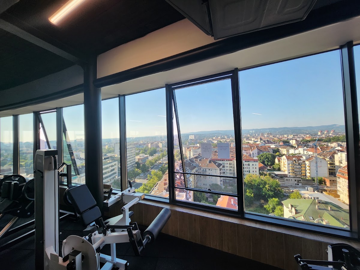 GYM AND GYM - Teretane u Novom Sadu