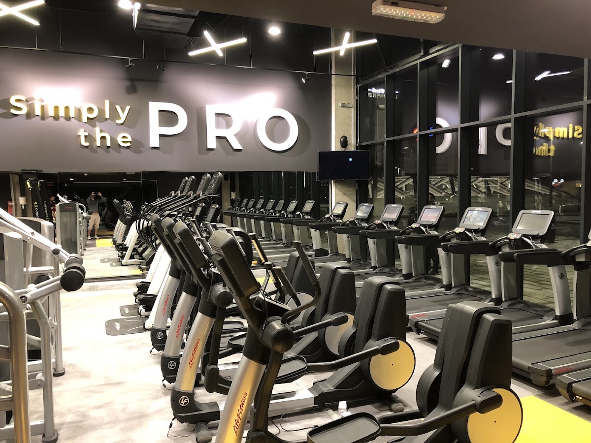 Pro Fitness Center - Teretane u Novom Sadu