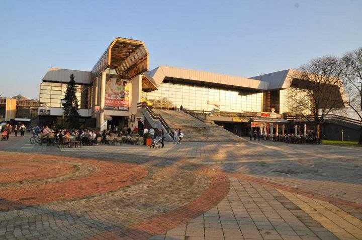 Fitnes centar Fleks - Teretane u Novom Sadu