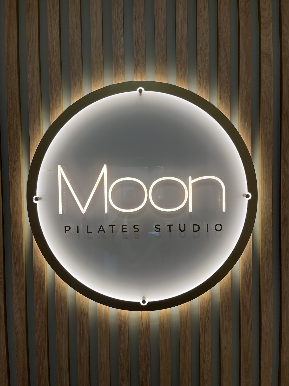 MOON pilates studio Novi Sad - Teretane u Novom Sadu