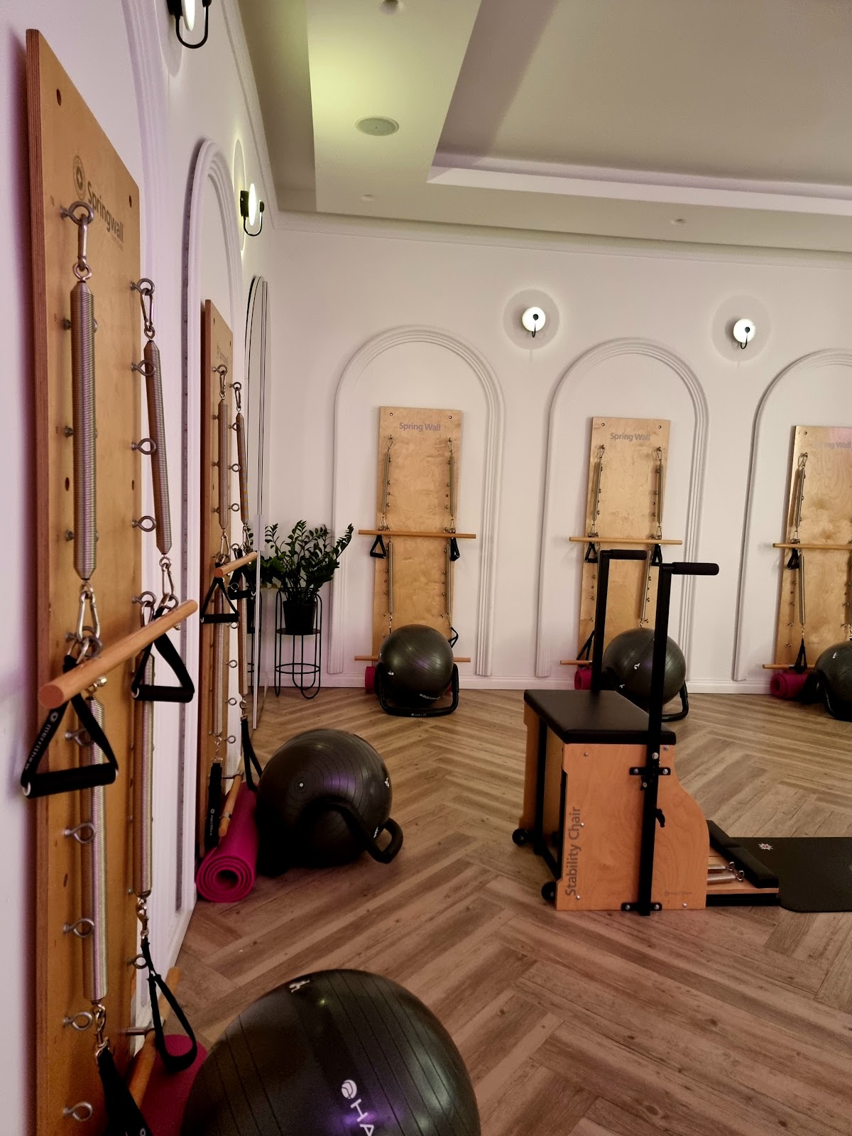 MINT Pilates & Gyrotonic® - Teretane u Novom Sadu