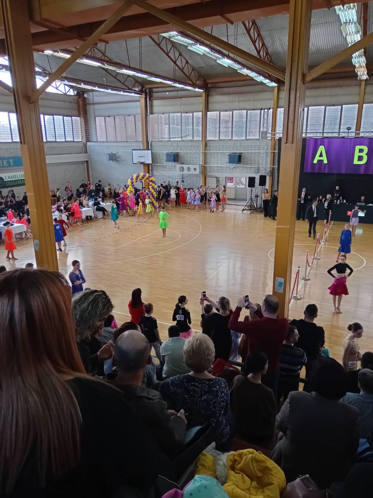 Plesni klub Fiesta - Teretane u Novom Sadu