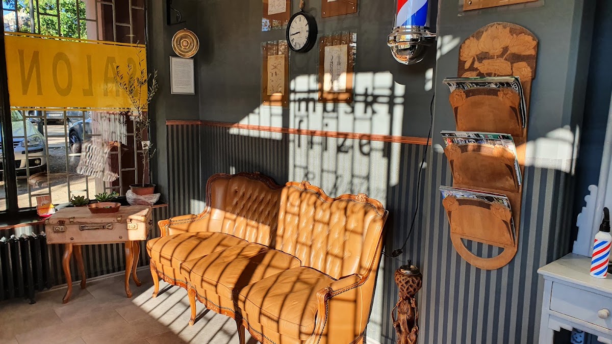 Muški frizerski salon Saloon - Usluge u Novom Sadu