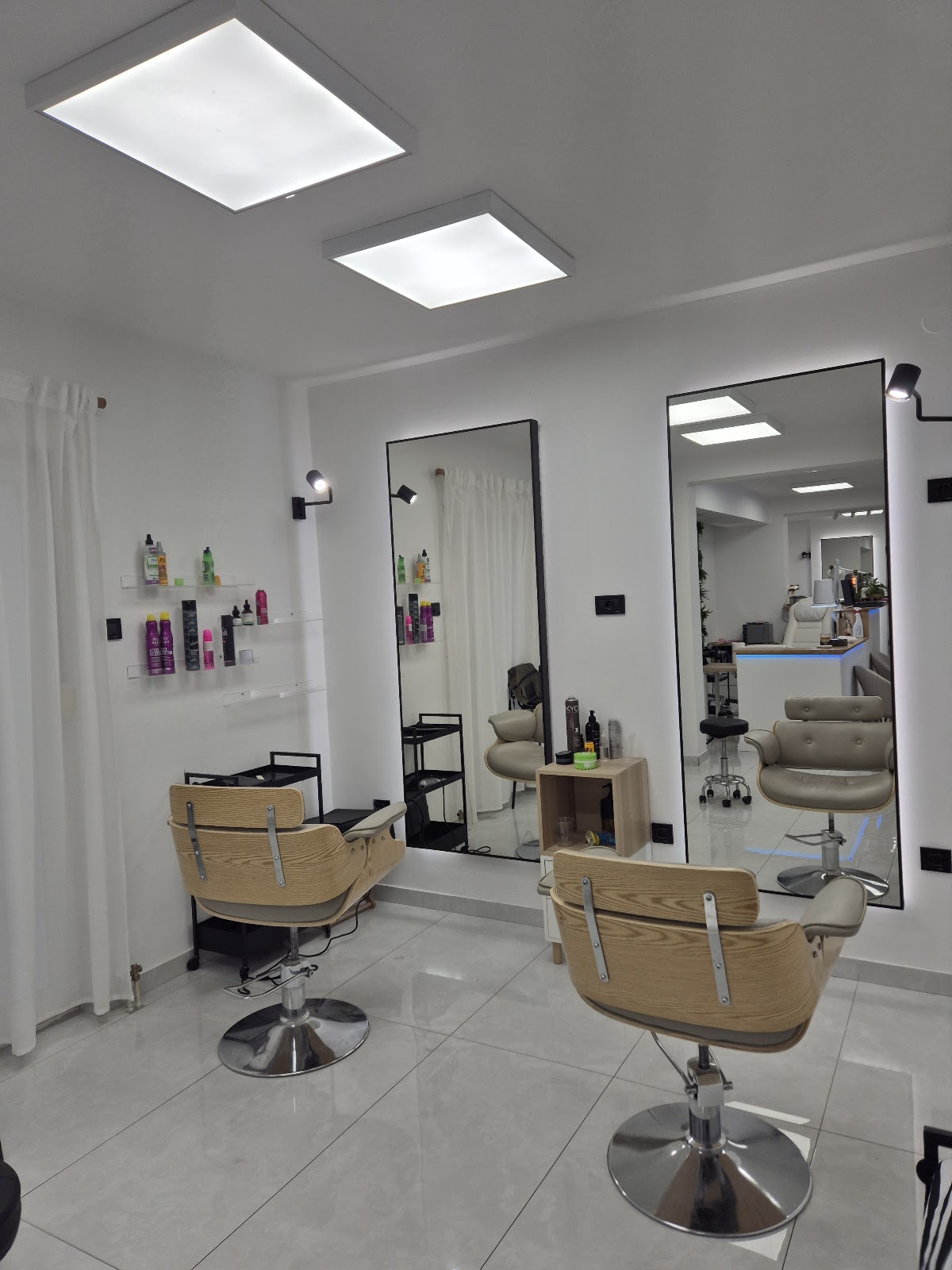 BARBER Men & Women - Usluge u Novom Sadu