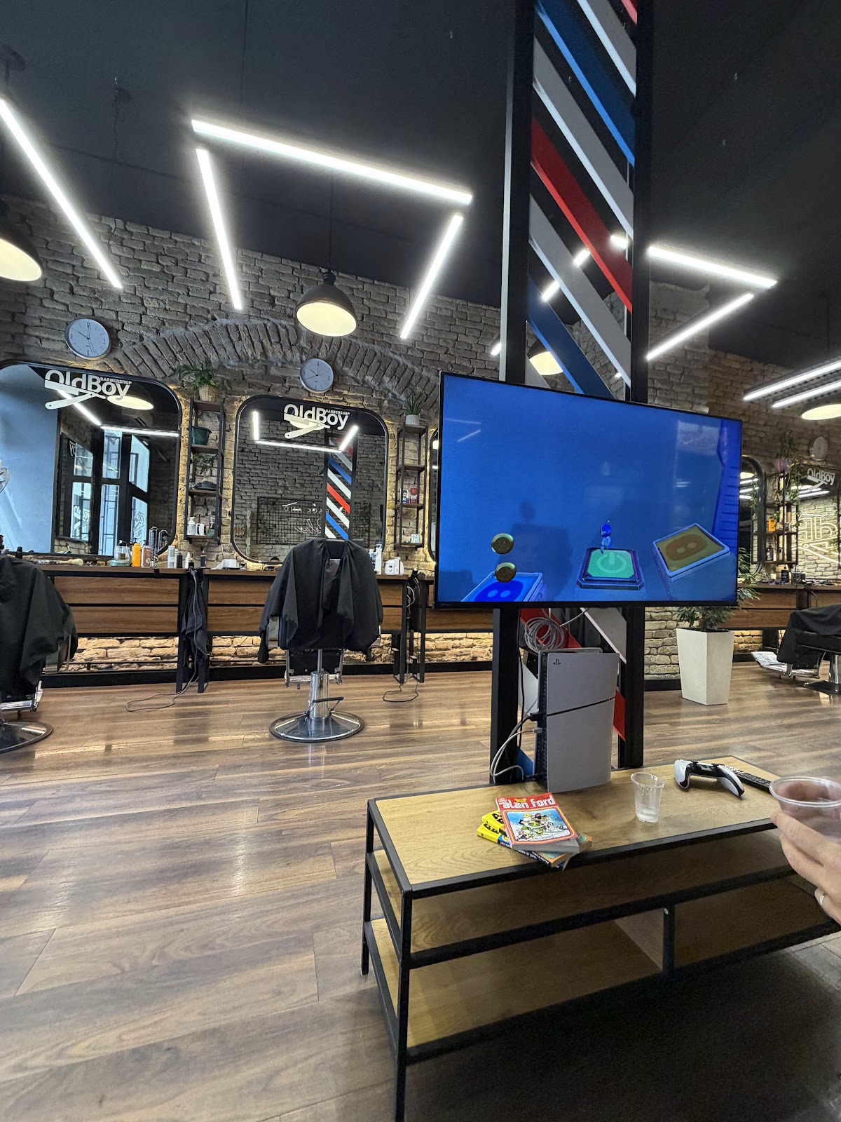 Oldboy Barbershop - Usluge u Novom Sadu