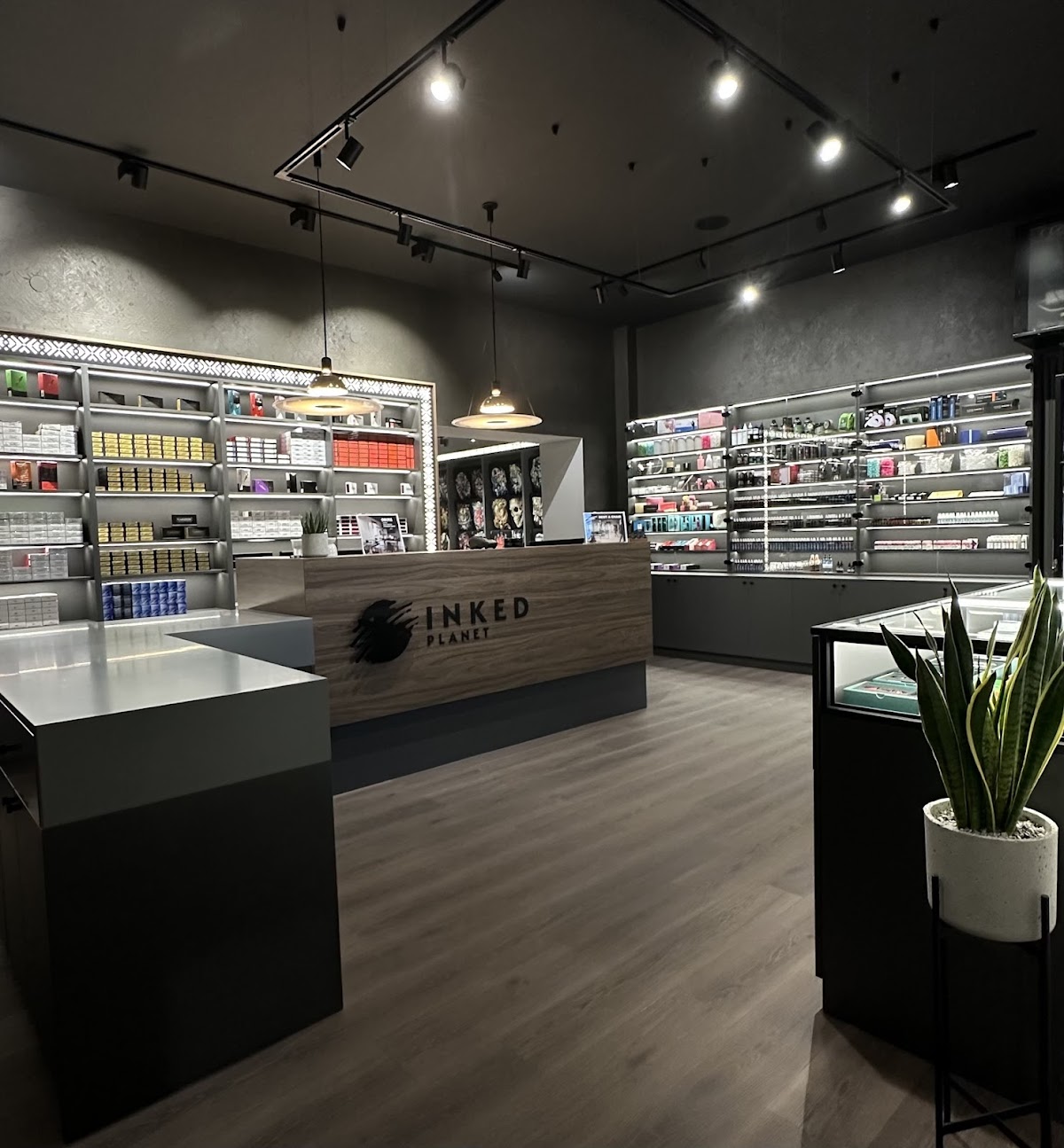 Inked Planet - Tattoo Centar (Daničićeva 3) - Usluge u Novom Sadu