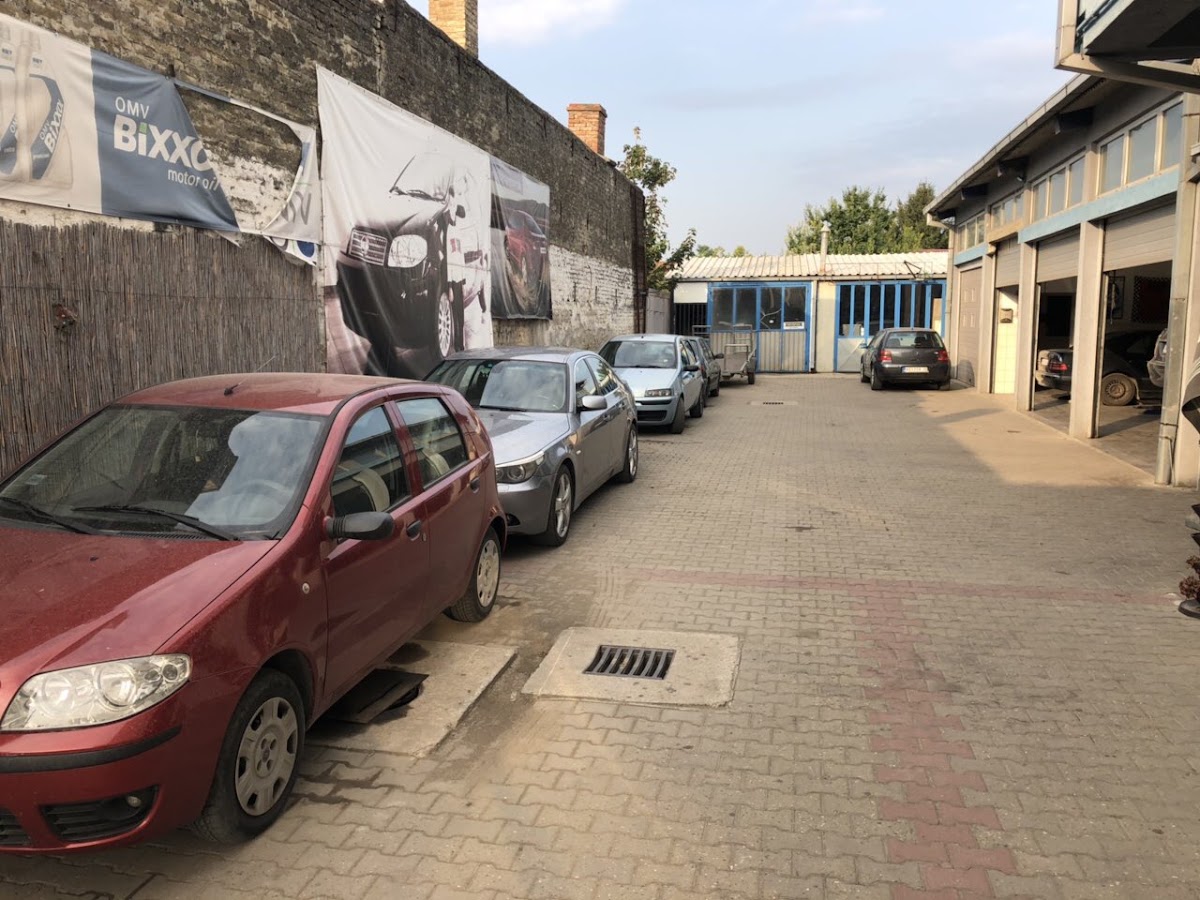 Auto servis Grubic auto i slep sluzba 00-24h - Auto u Novom Sadu