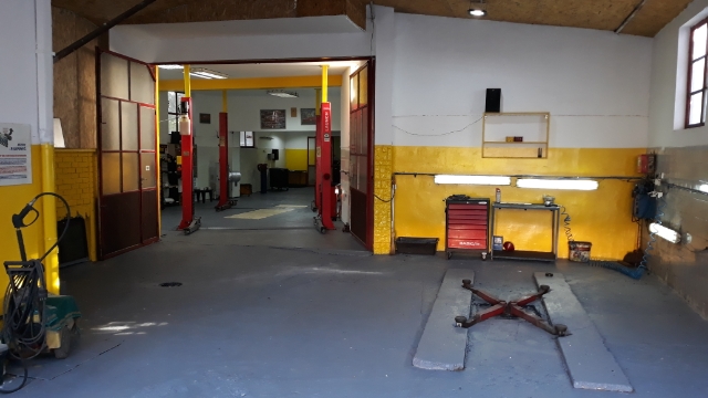 AUTOSERVIS PILIPOVIĆ - Auto u Novom Sadu