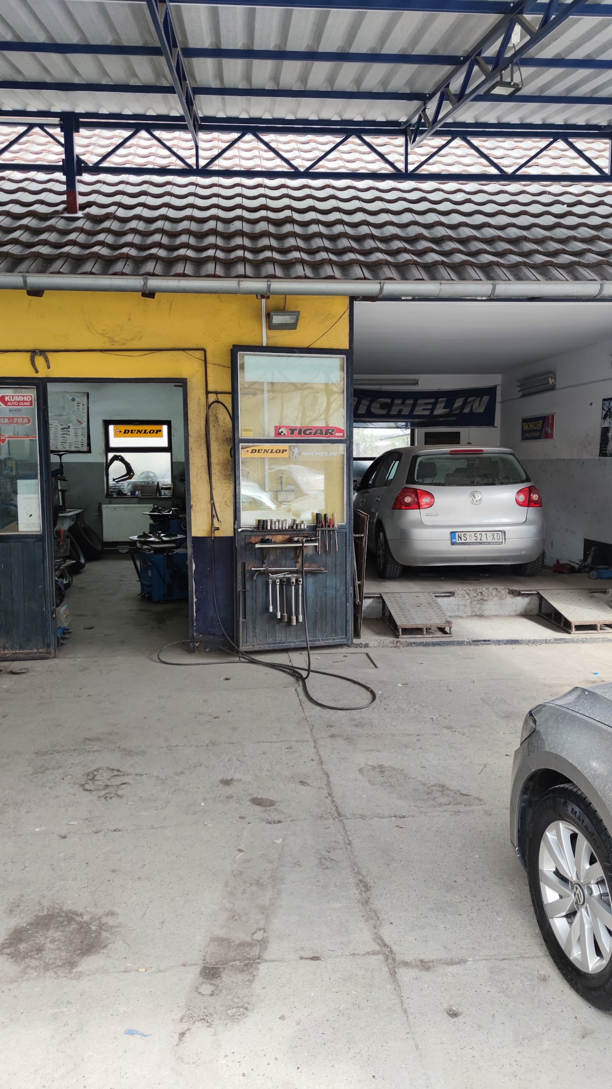 AUTO SERVIS NESTOROV - Auto u Novom Sadu