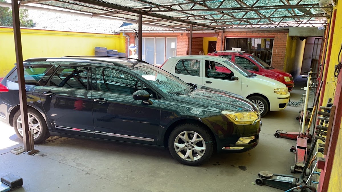 AUTO SERVIS DAMJANOV - Auto u Novom Sadu
