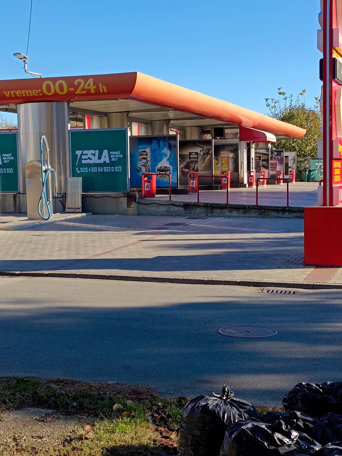 Samouslužna auto perionica Mega Wash - Auto u Novom Sadu