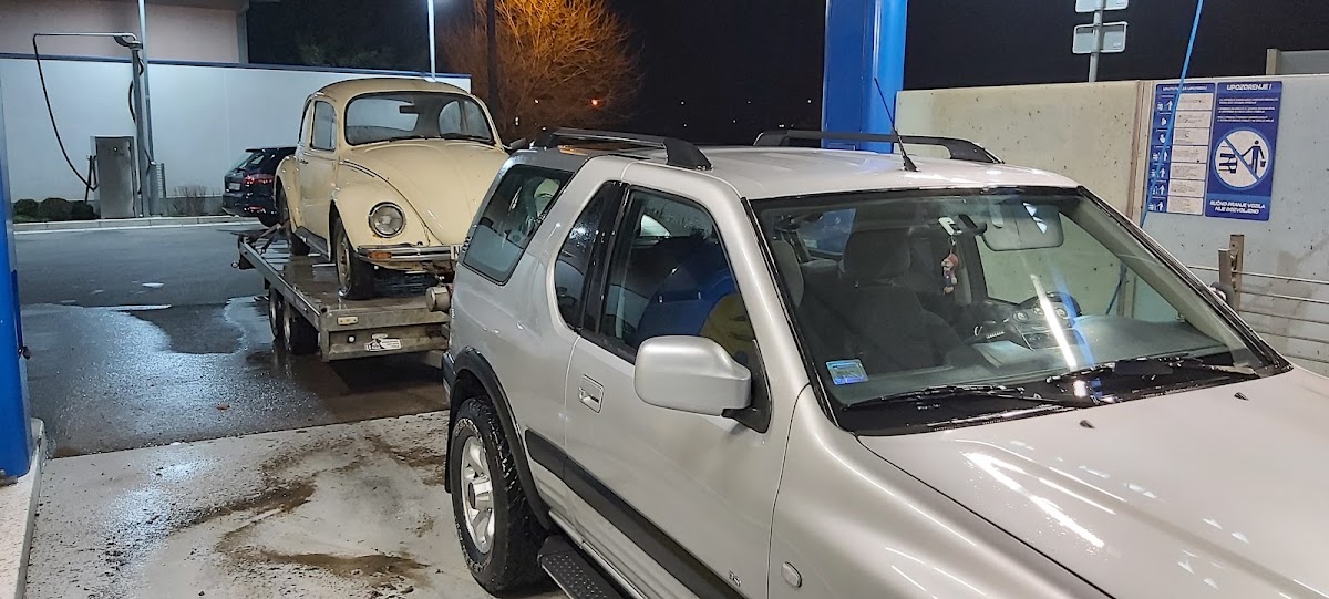 Samouslužna autoperionica WASH 021 - Auto u Novom Sadu