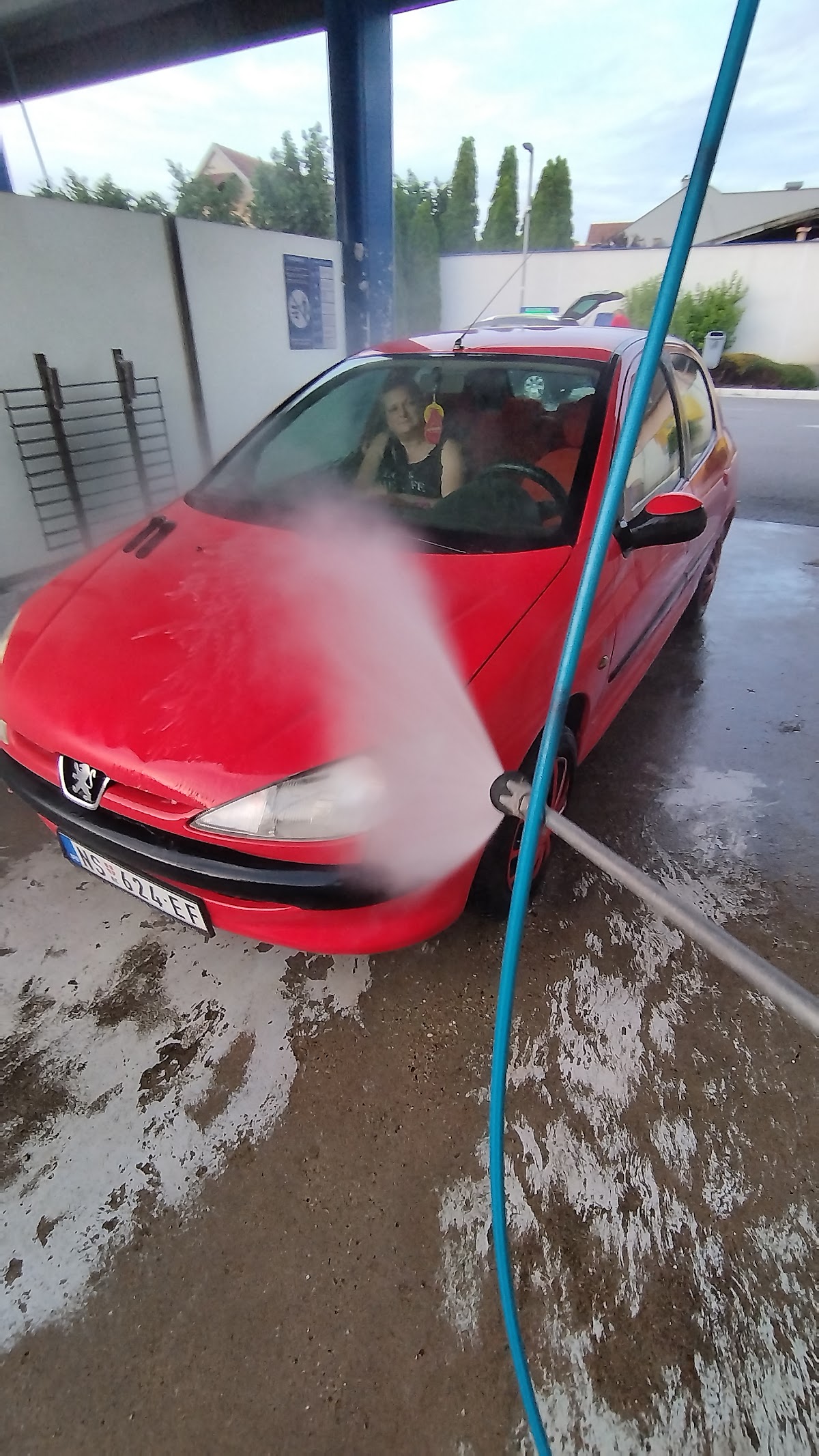 Samouslužna autoperionica WASH 021 - Auto u Novom Sadu