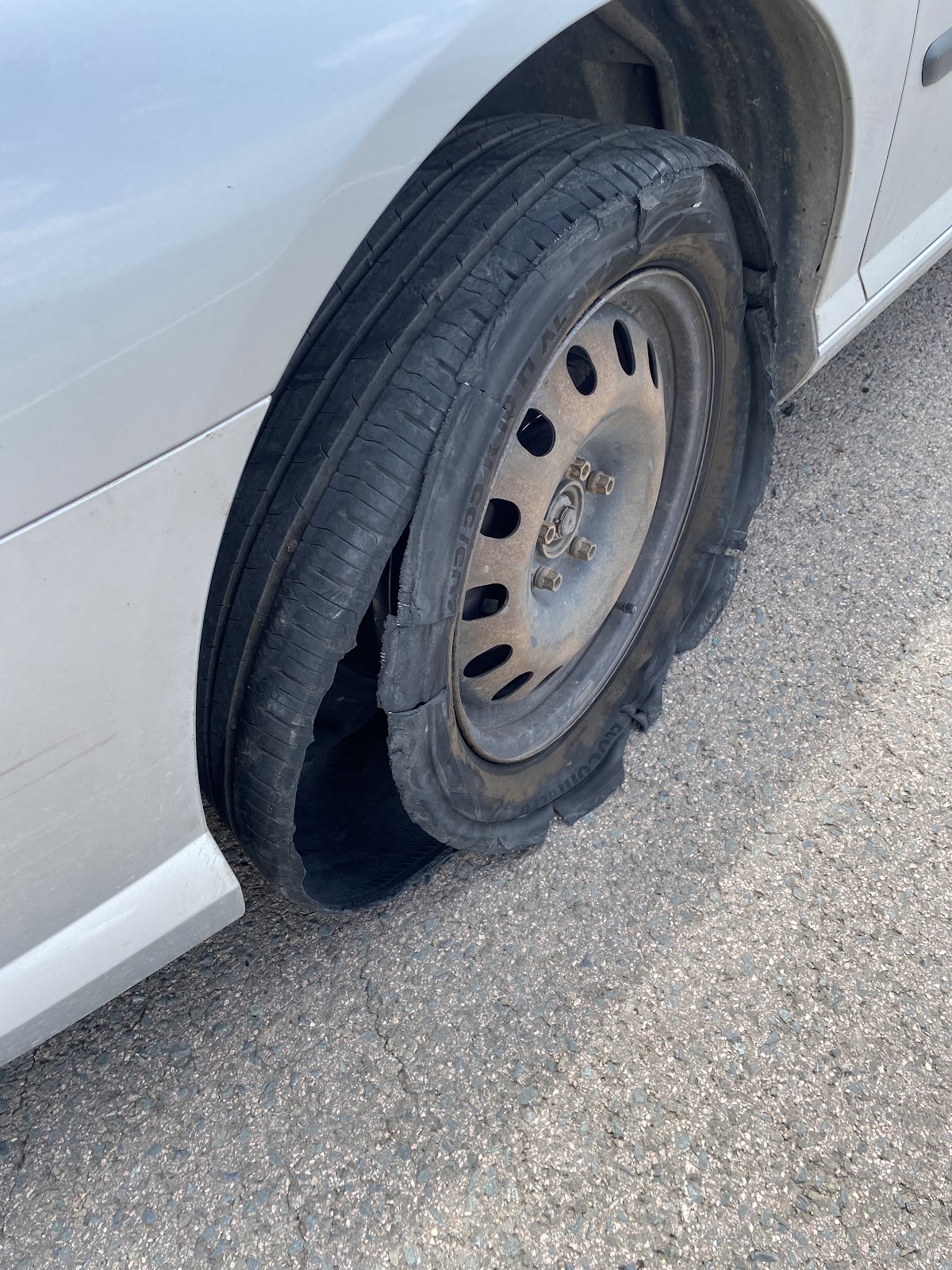 Vulkanizer Žika i Sin - Auto u Novom Sadu