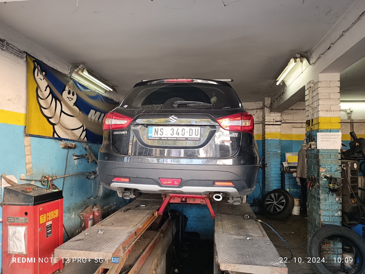 Tri kom vulkanizerski servis - Auto u Novom Sadu