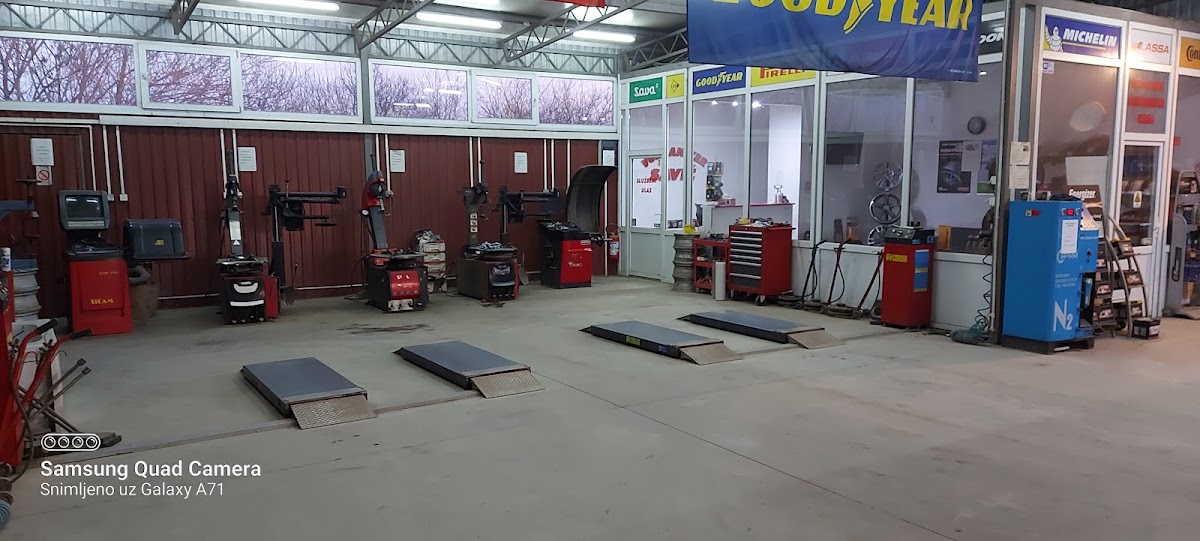 GUME I FELNE NOVI SAD - VETERNIK SZTR VULKANIZER SAVIC - Auto u Novom Sadu