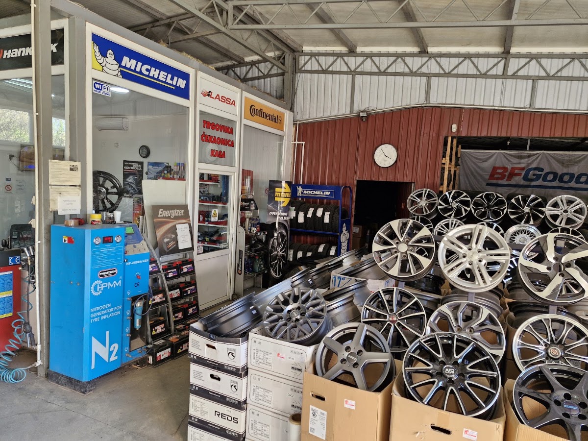 GUME I FELNE NOVI SAD - VETERNIK SZTR VULKANIZER SAVIC - Auto u Novom Sadu
