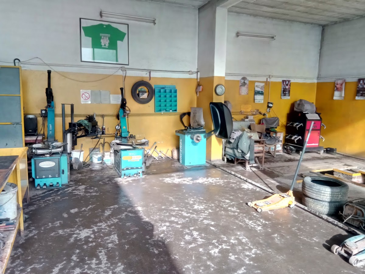 SALE I SREĆKO VULKANIZERSKI SERVIS - Auto u Novom Sadu