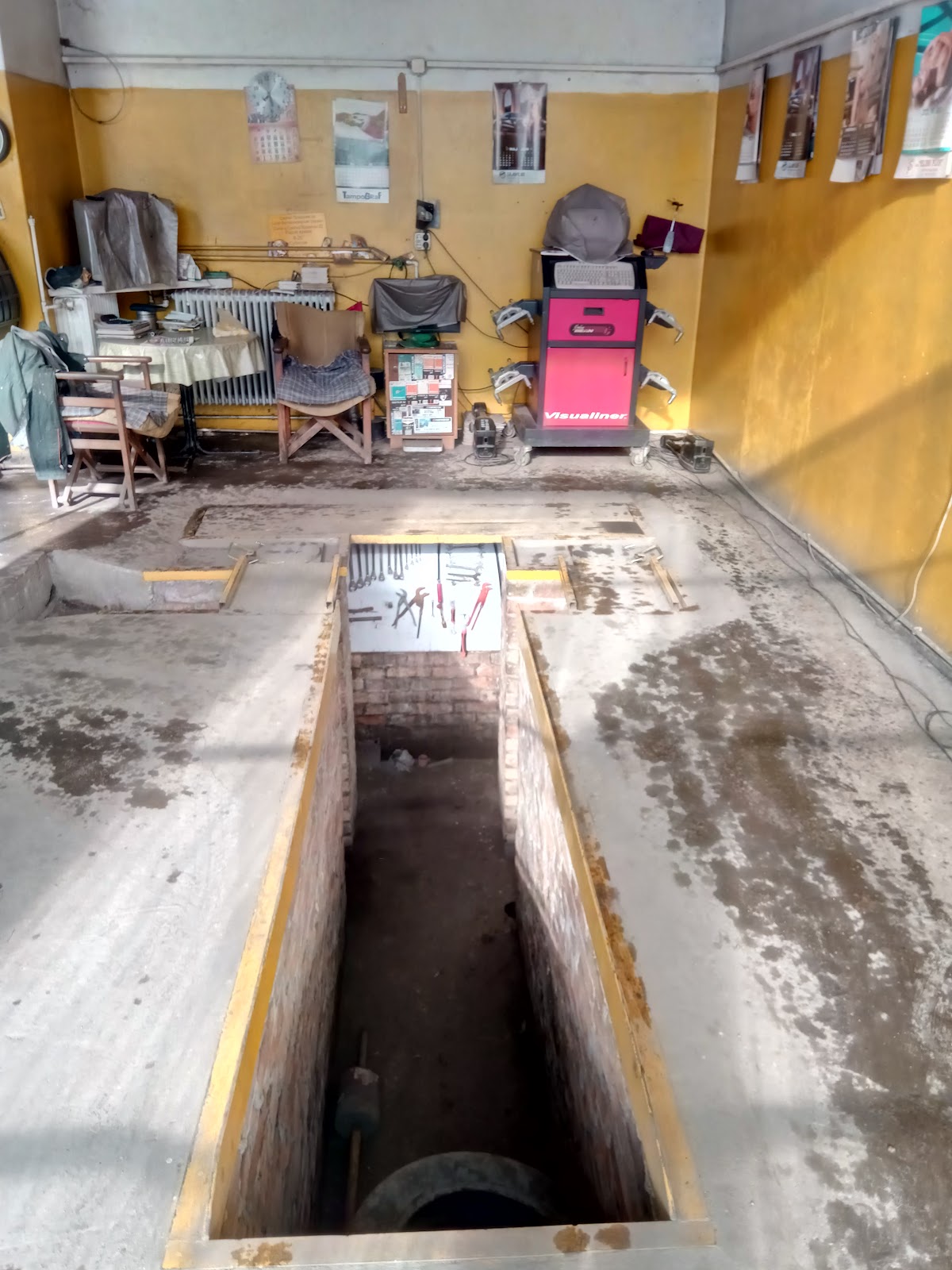 SALE I SREĆKO VULKANIZERSKI SERVIS - Auto u Novom Sadu