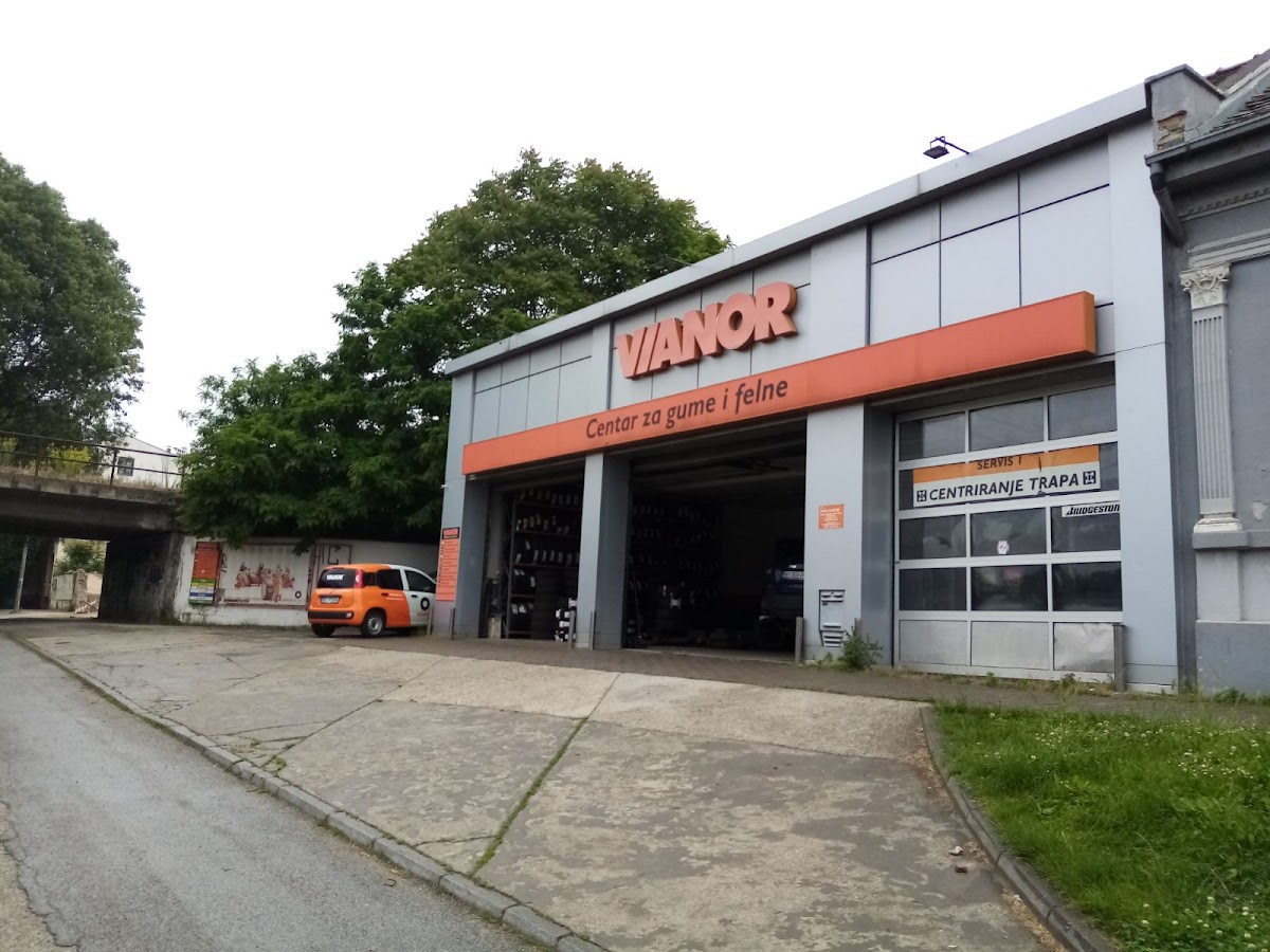 Vianor Pneumaster - Auto u Novom Sadu