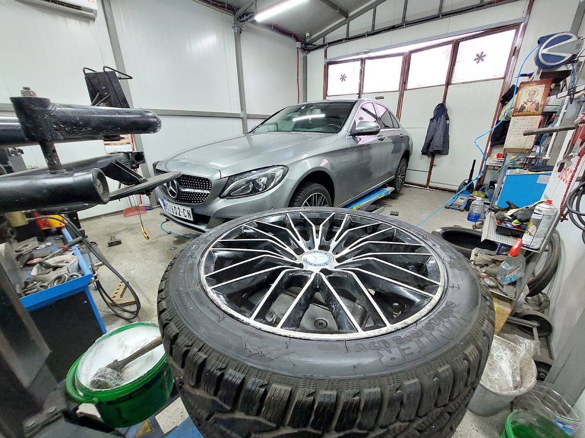 VULKANIZER - ISPRAVLJANJE I ZAVARIVANJE FELNI ROKVA - servis alu felni - Auto u Novom Sadu