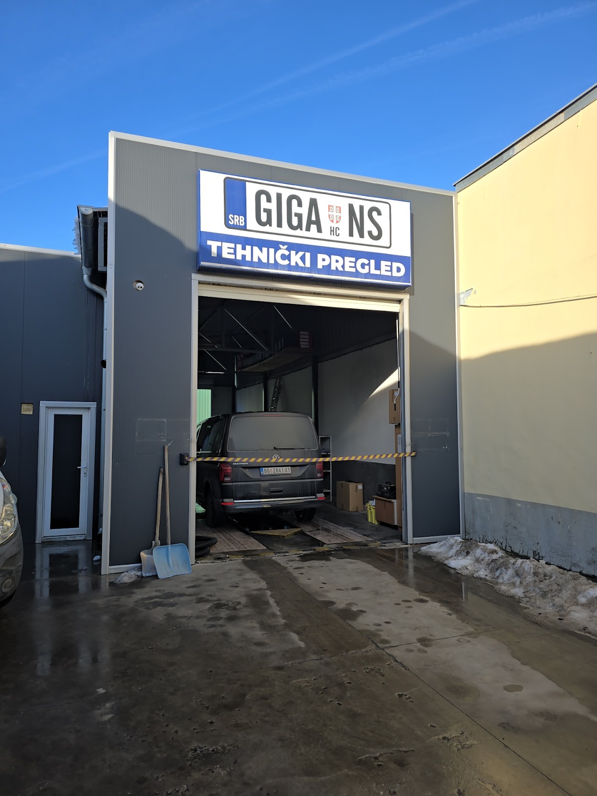 Auto centar GIGA - Auto u Novom Sadu