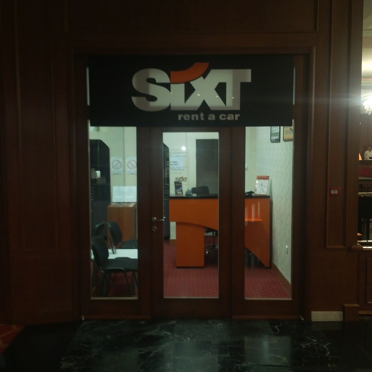 Sixt Rent a Car - NOVI SAD/HOTEL SHERATON - Auto u Novom Sadu