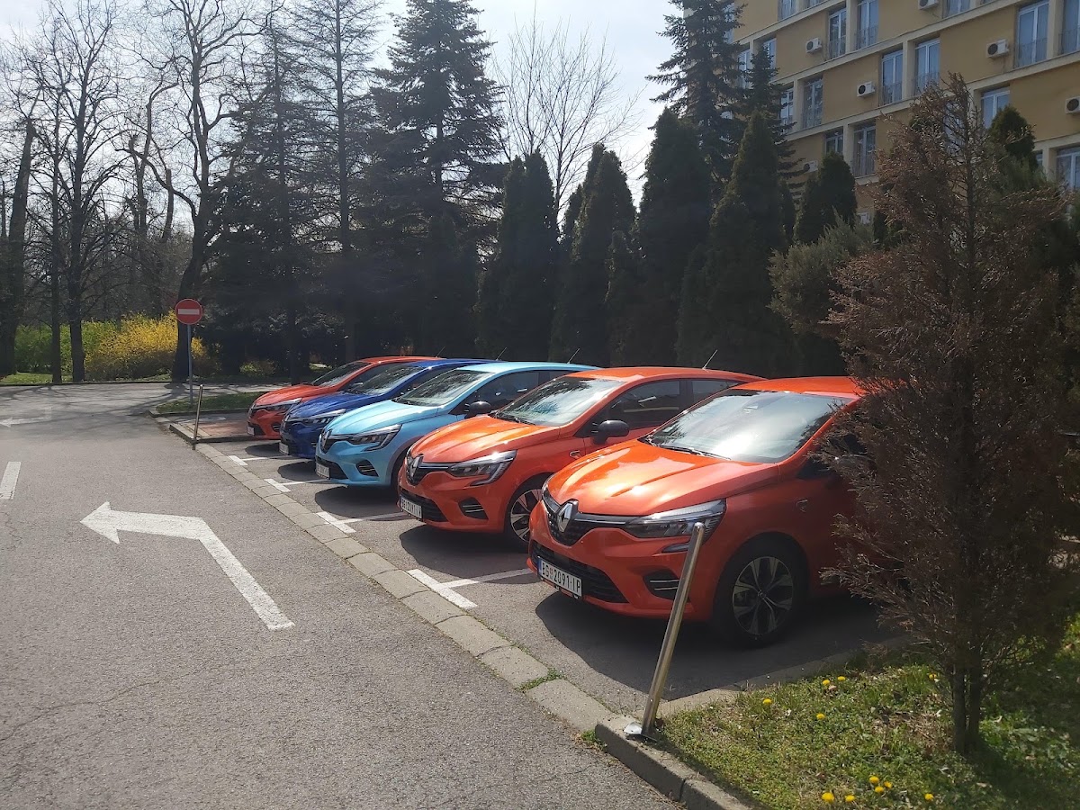 Sixt Rent a Car - NOVI SAD/HOTEL SHERATON - Auto u Novom Sadu