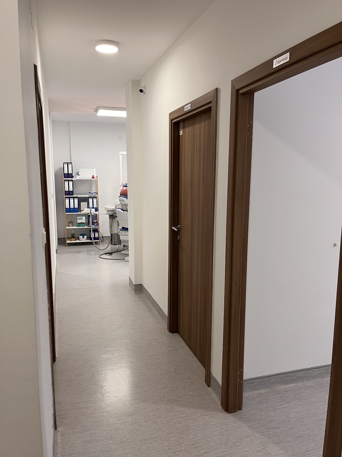 SPECIJALISTIČKA STOMATOLOŠKA ORDINACIJA IVOŠEVIĆ - Zdravlje u Novom Sadu