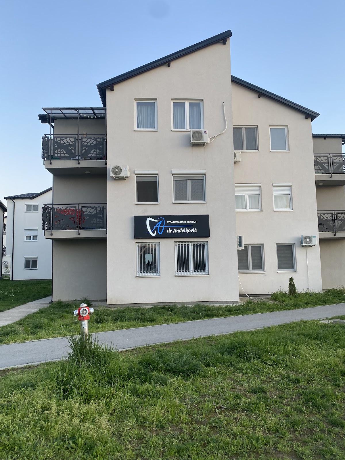 Stomatoloski centar dr Andjelkovic - Zdravlje u Novom Sadu