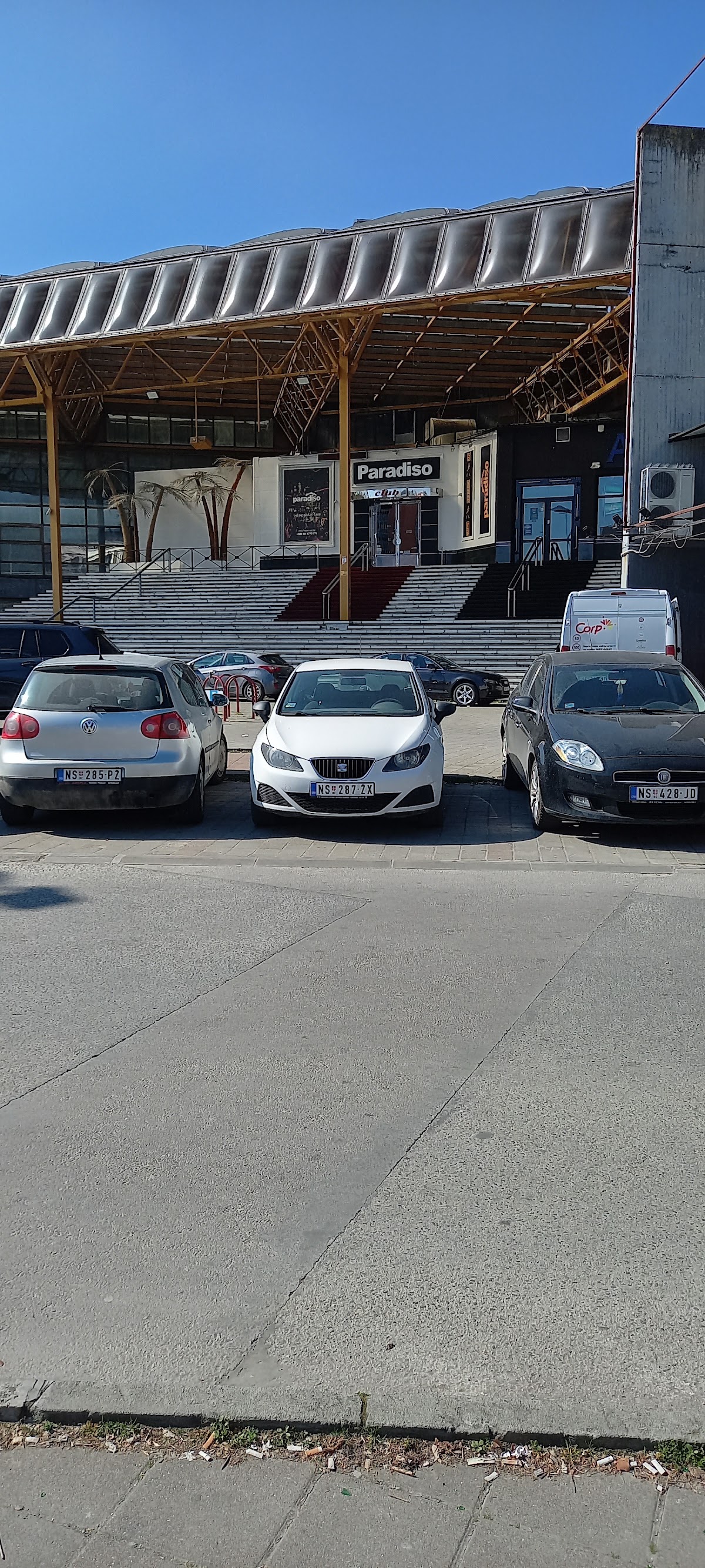 Paradizo Klub - Noćni život u Novom Sadu
